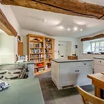 4 Bed In Oc-s33928