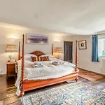 4 Bed In Oc-s33928 *