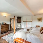 4 Bed In Oc-s33928 *